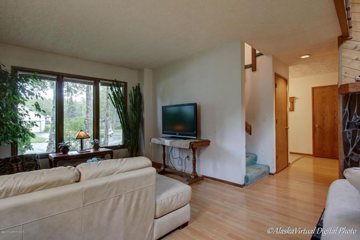 701 Harbor Cir, Anchorage, AK 99515 photo 12