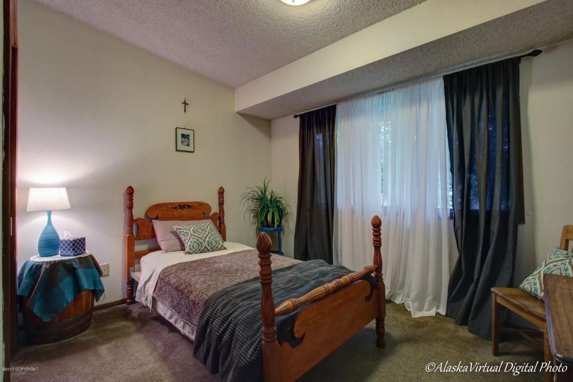 701 Harbor Cir, Anchorage, AK 99515 photo 30