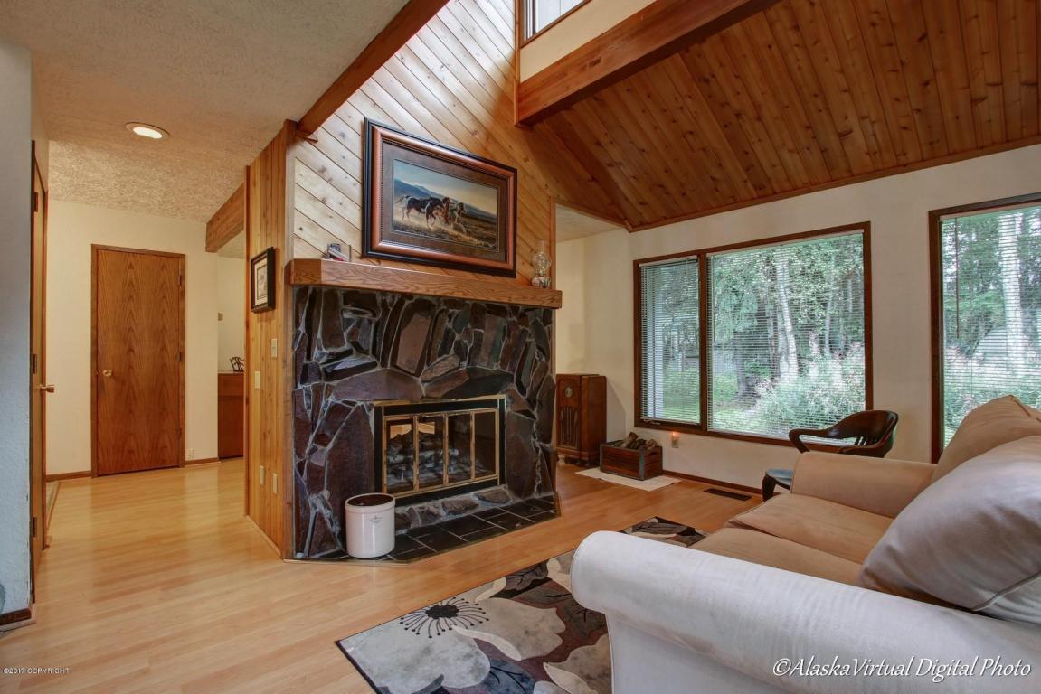 701 Harbor Cir, Anchorage, AK 99515 photo 9