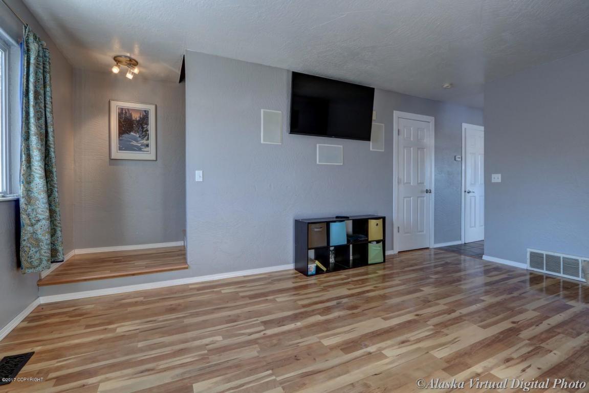 6000 Norm Dr, Anchorage, AK 99507 photo 4