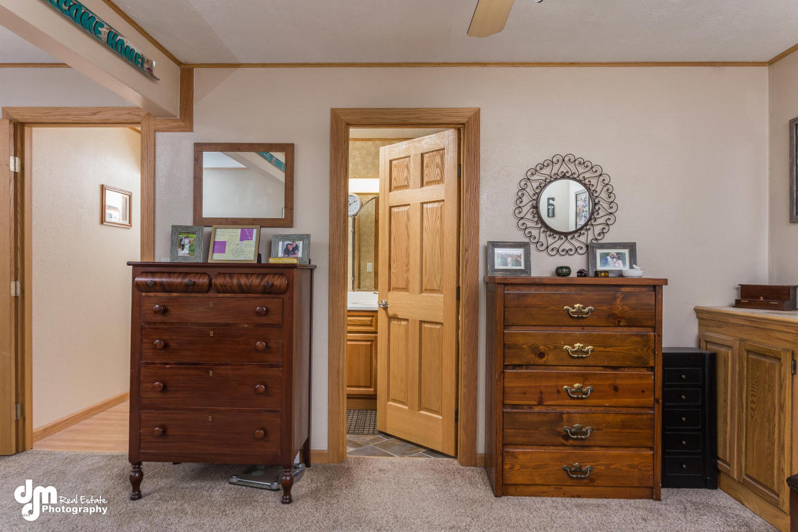 16917 Eleonora St, Eagle River, AK 99577 photo 28