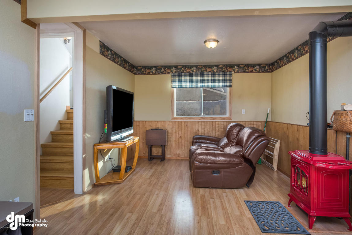16917 Eleonora St, Eagle River, AK 99577 photo 21