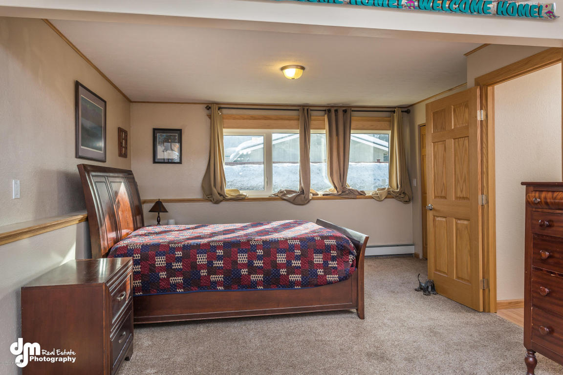 16917 Eleonora St, Eagle River, AK 99577 photo 25