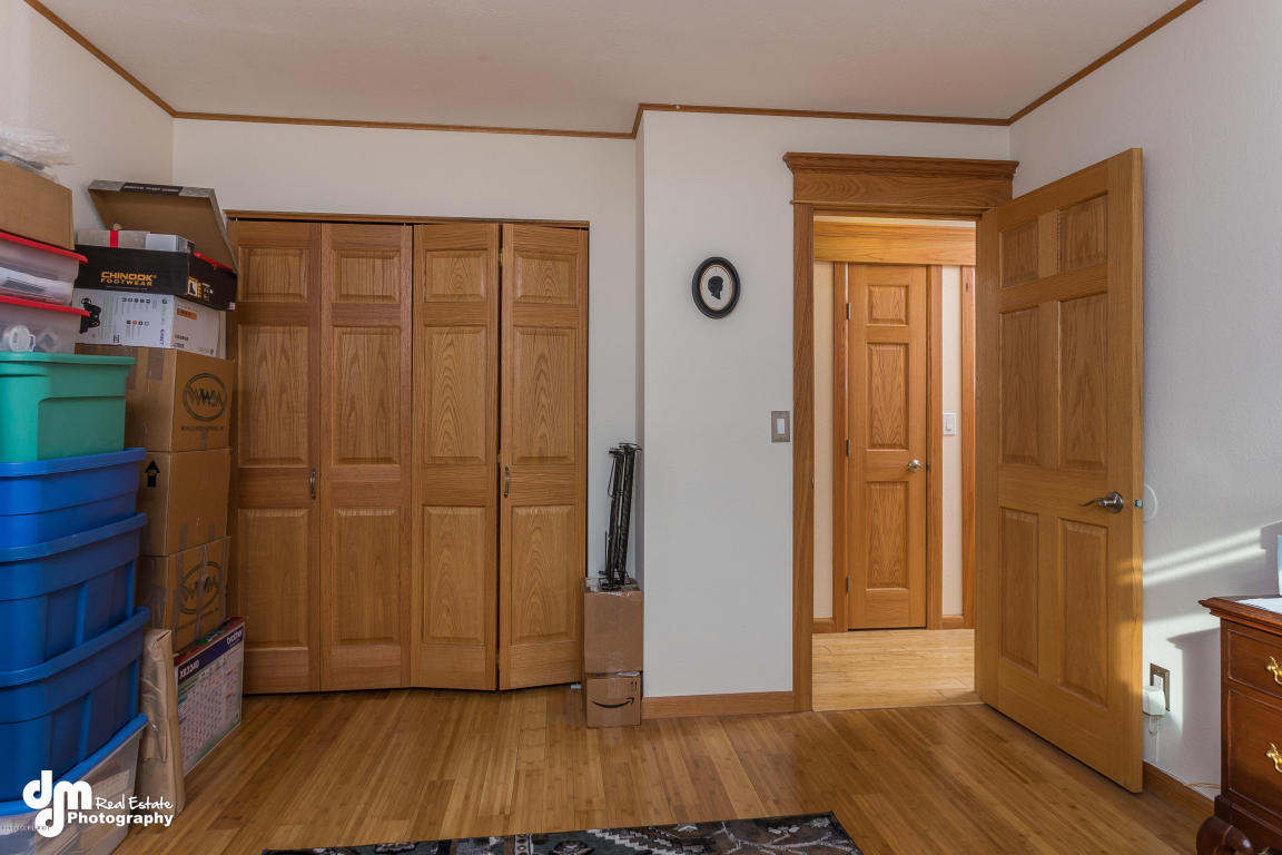 16917 Eleonora St, Eagle River, AK 99577 photo 15