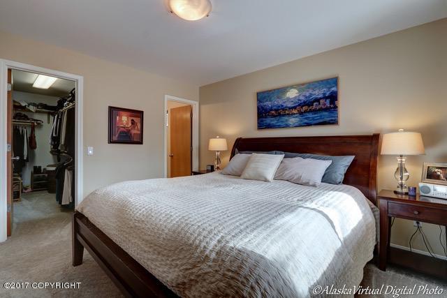 332 Dailey Ave # 4, Anchorage, AK 99515 photo 15
