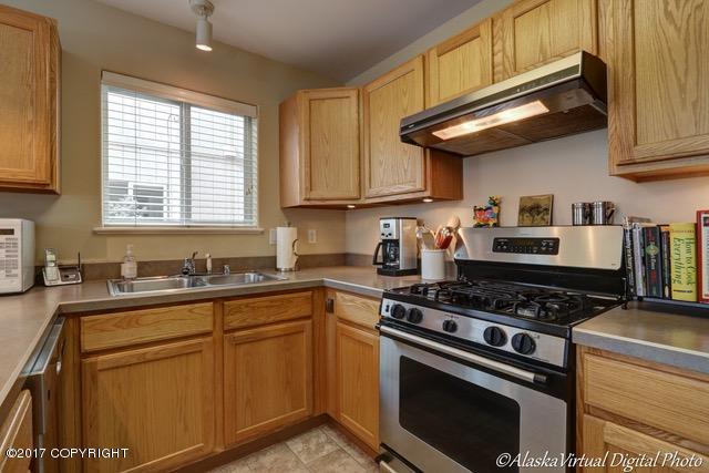332 Dailey Ave # 4, Anchorage, AK 99515 photo 10
