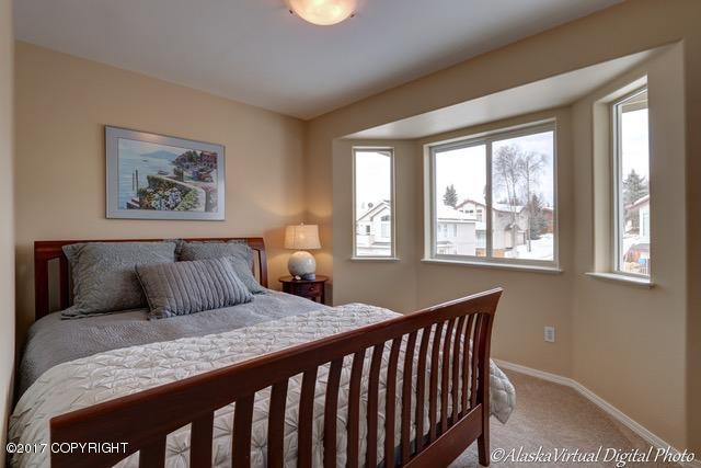 332 Dailey Ave # 4, Anchorage, AK 99515 photo 24
