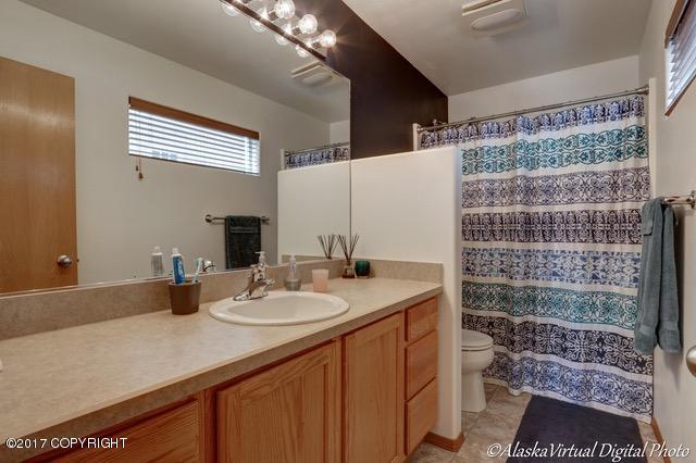 332 Dailey Ave # 4, Anchorage, AK 99515 photo 16
