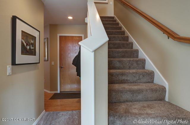 332 Dailey Ave # 4, Anchorage, AK 99515 photo 11