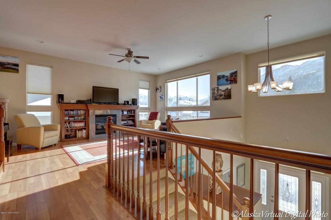 8538 Lassen Cir, Eagle River, AK 99577 photo 5