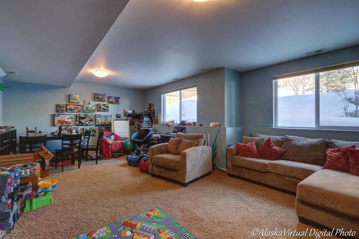 8538 Lassen Cir, Eagle River, AK 99577 photo 25