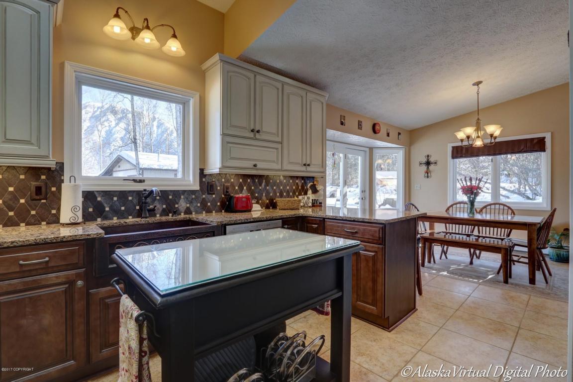 21751 Sheltering Spruce Loop, Chugiak, AK 99567 photo 15