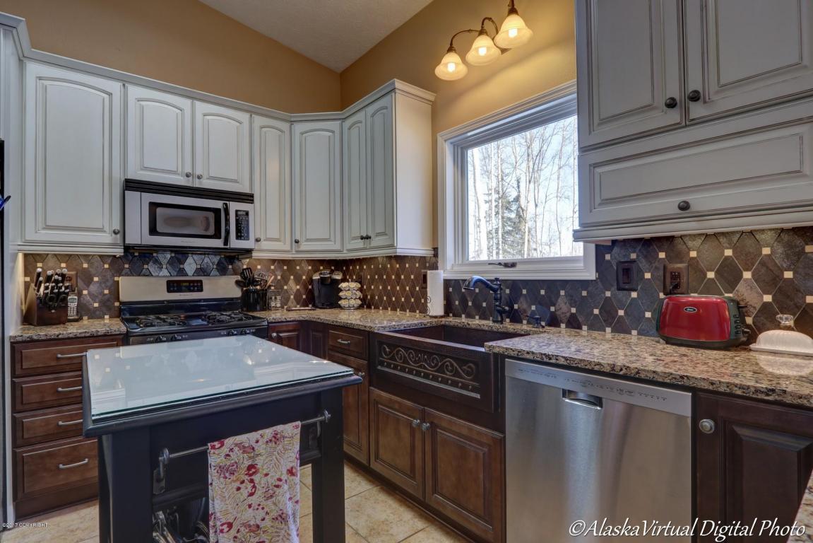 21751 Sheltering Spruce Loop, Chugiak, AK 99567 photo 17