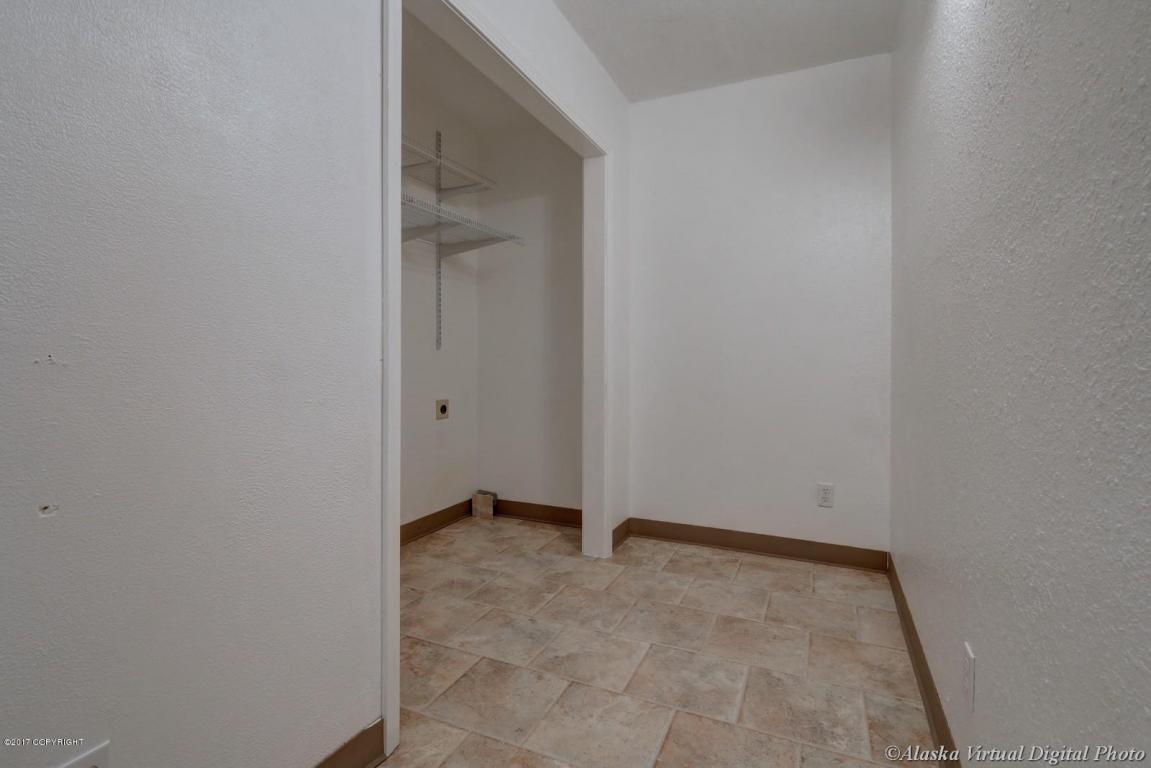 8620 Cross Pointe Loop, Anchorage, AK 99504 photo 27
