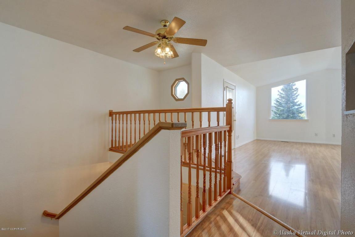 8620 Cross Pointe Loop, Anchorage, AK 99504 photo 5