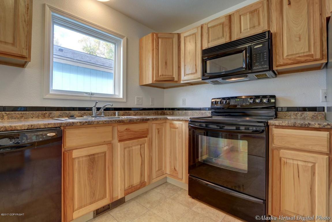 8620 Cross Pointe Loop, Anchorage, AK 99504 photo 14