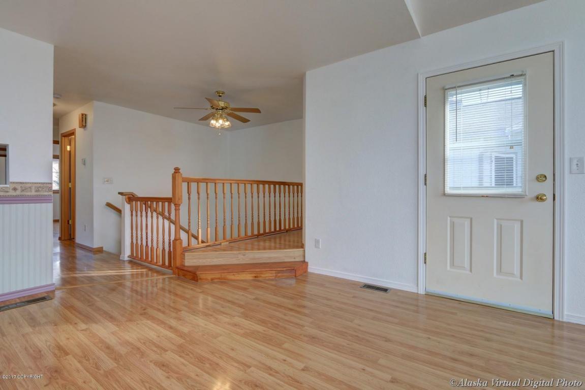 8620 Cross Pointe Loop, Anchorage, AK 99504 photo 10