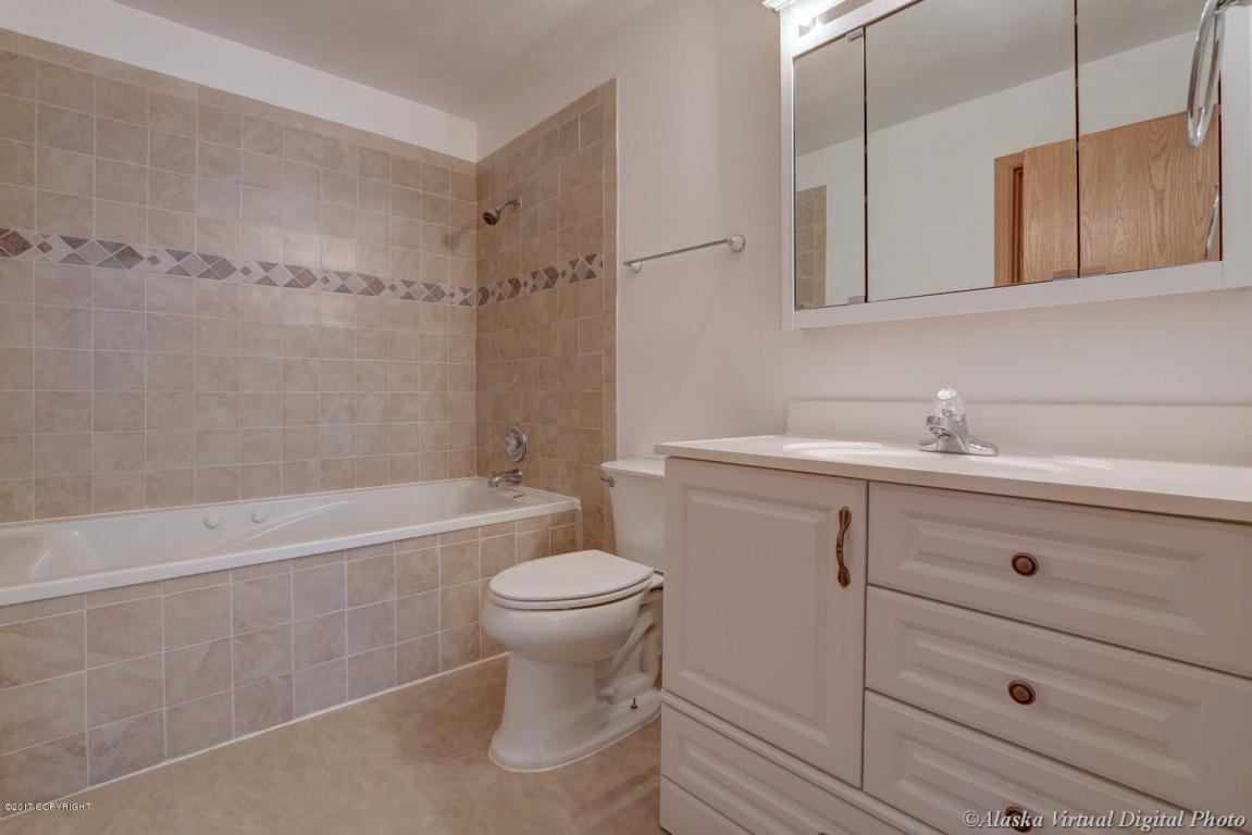 8620 Cross Pointe Loop, Anchorage, AK 99504 photo 26