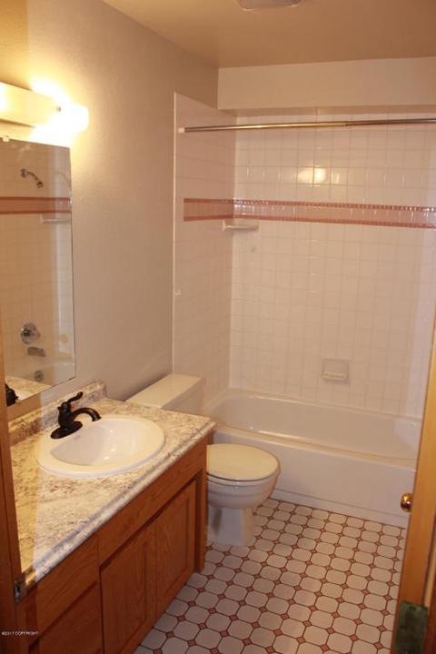 924 N Leatherleaf Loop, Wasilla, AK 99654 photo 10