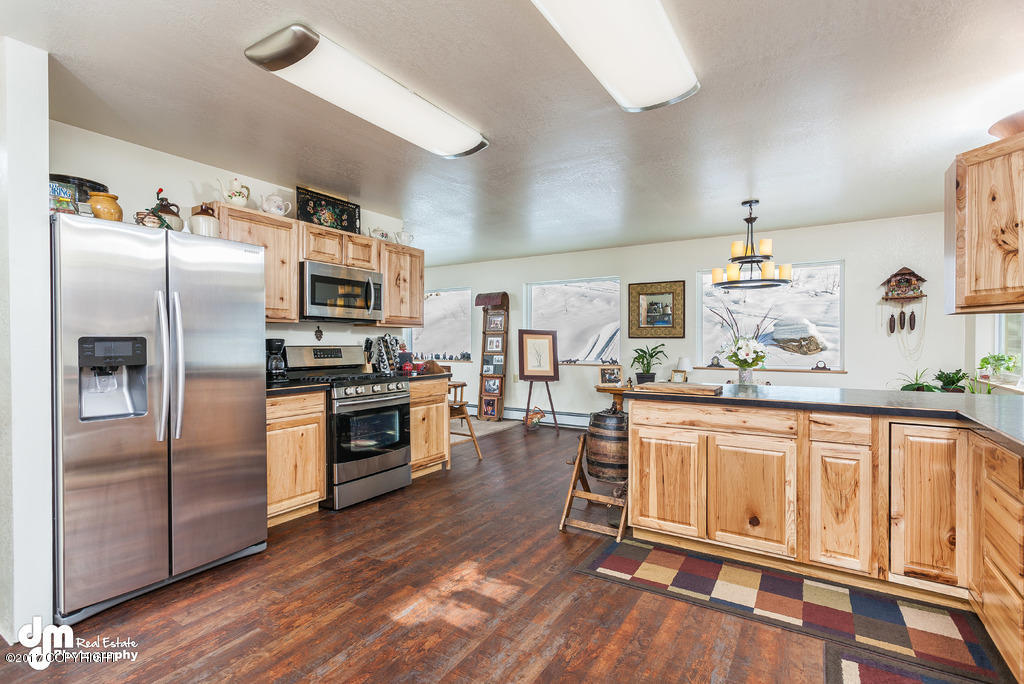 33053 Cumulus Dr, Eagle River, AK 99577 photo 6