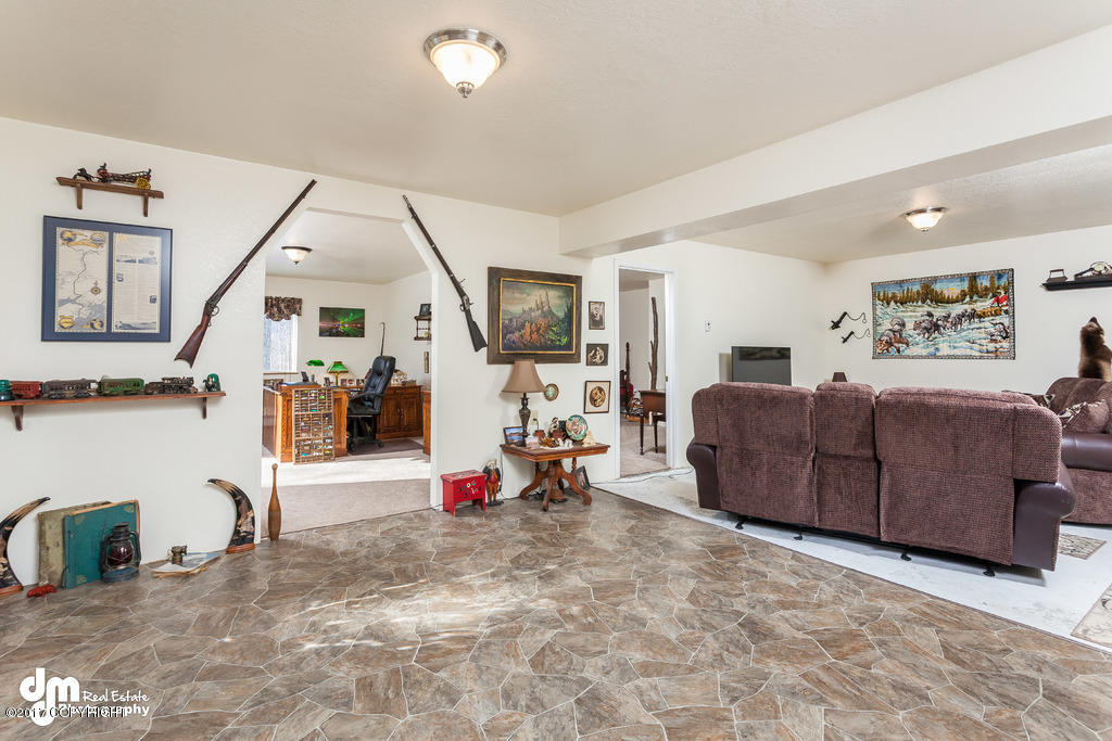 33053 Cumulus Dr, Eagle River, AK 99577 photo 8