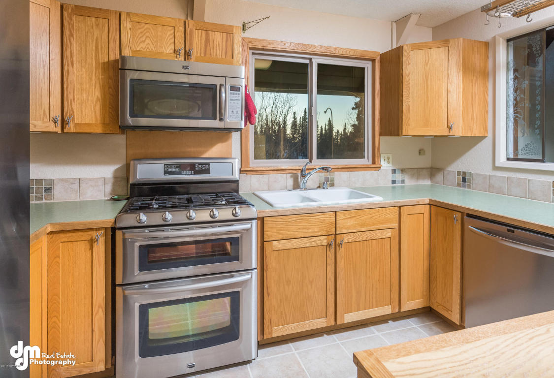 6730 Round Tree Dr, Anchorage, AK 99507 photo 14