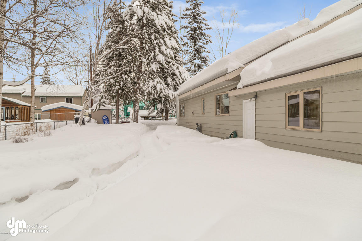 7701 E 34th Ave, Anchorage, AK 99504 photo 27