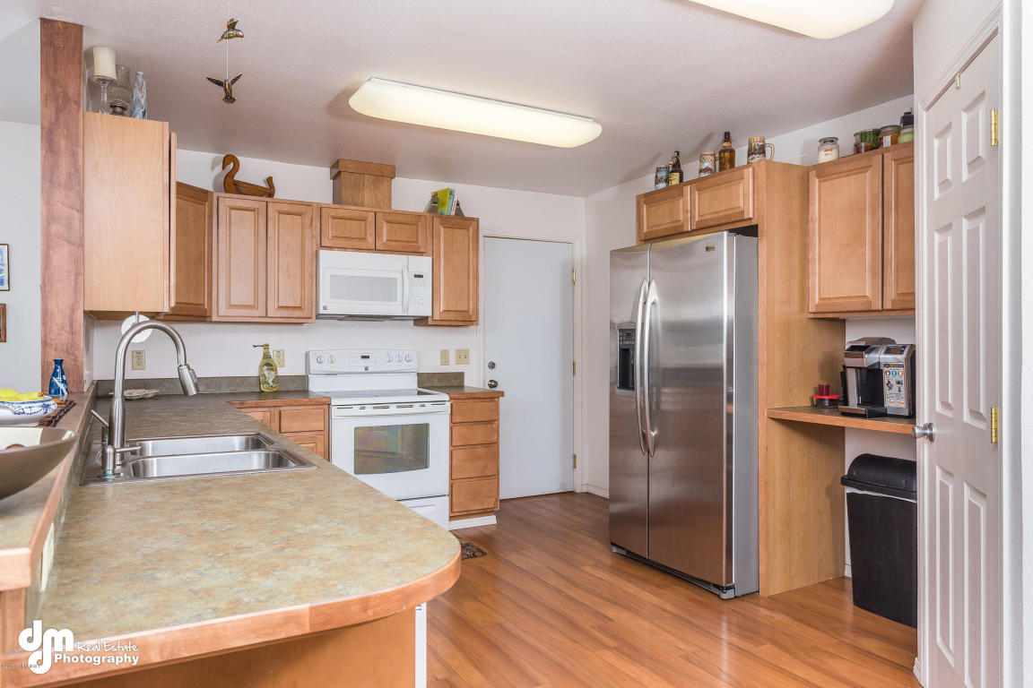 7701 E 34th Ave, Anchorage, AK 99504 photo 9