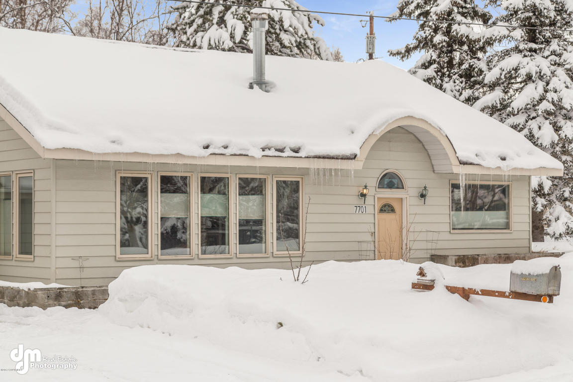7701 E 34th Ave, Anchorage, AK 99504 photo 1