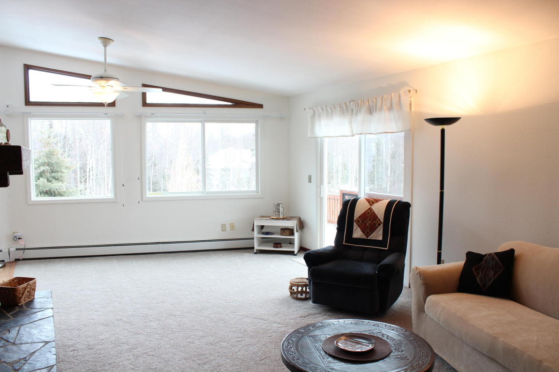 20719 Raven Dr, Eagle River, AK 99577 photo 5