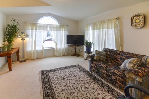 1925 Primrose Pl # 38, Anchorage, AK 99508 photo 2