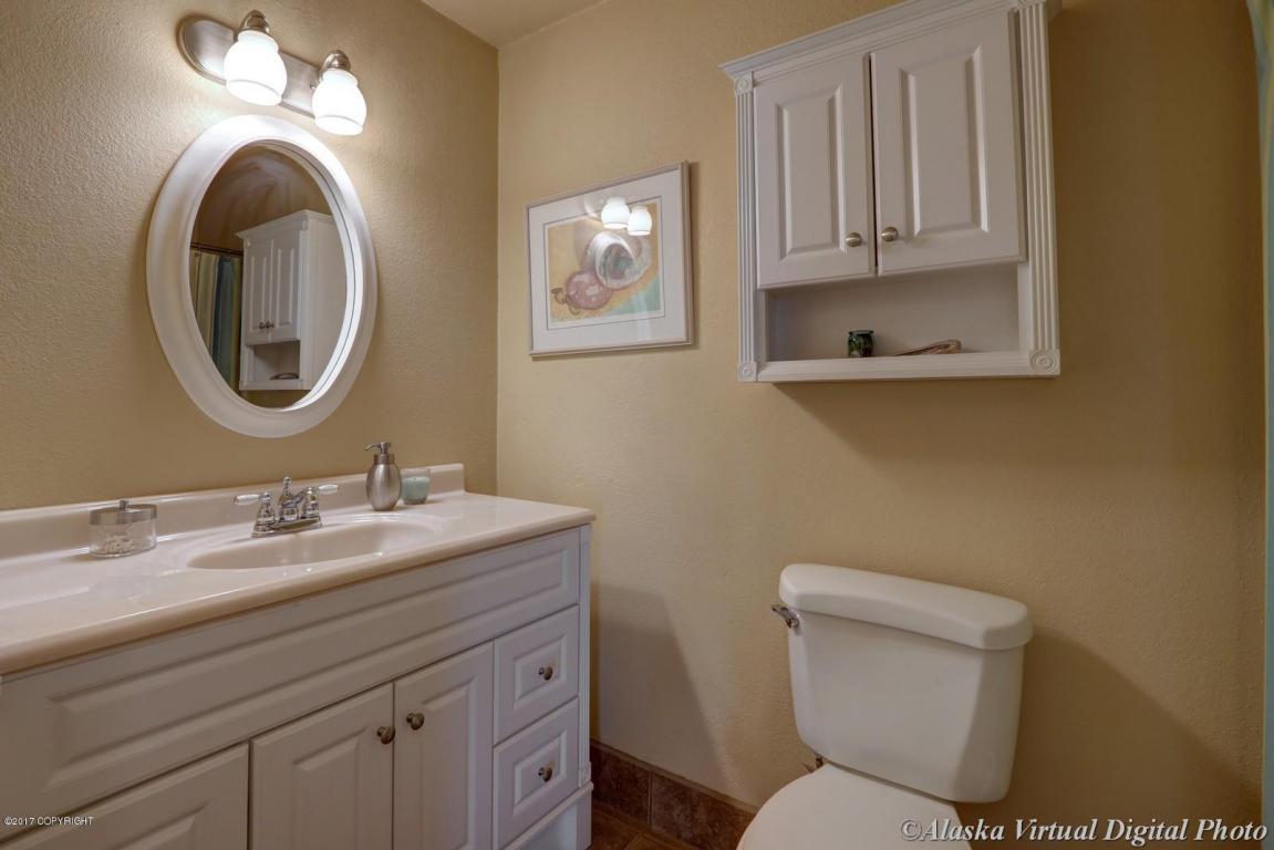 2801 Ruby Dr, Anchorage, AK 99502 photo 24