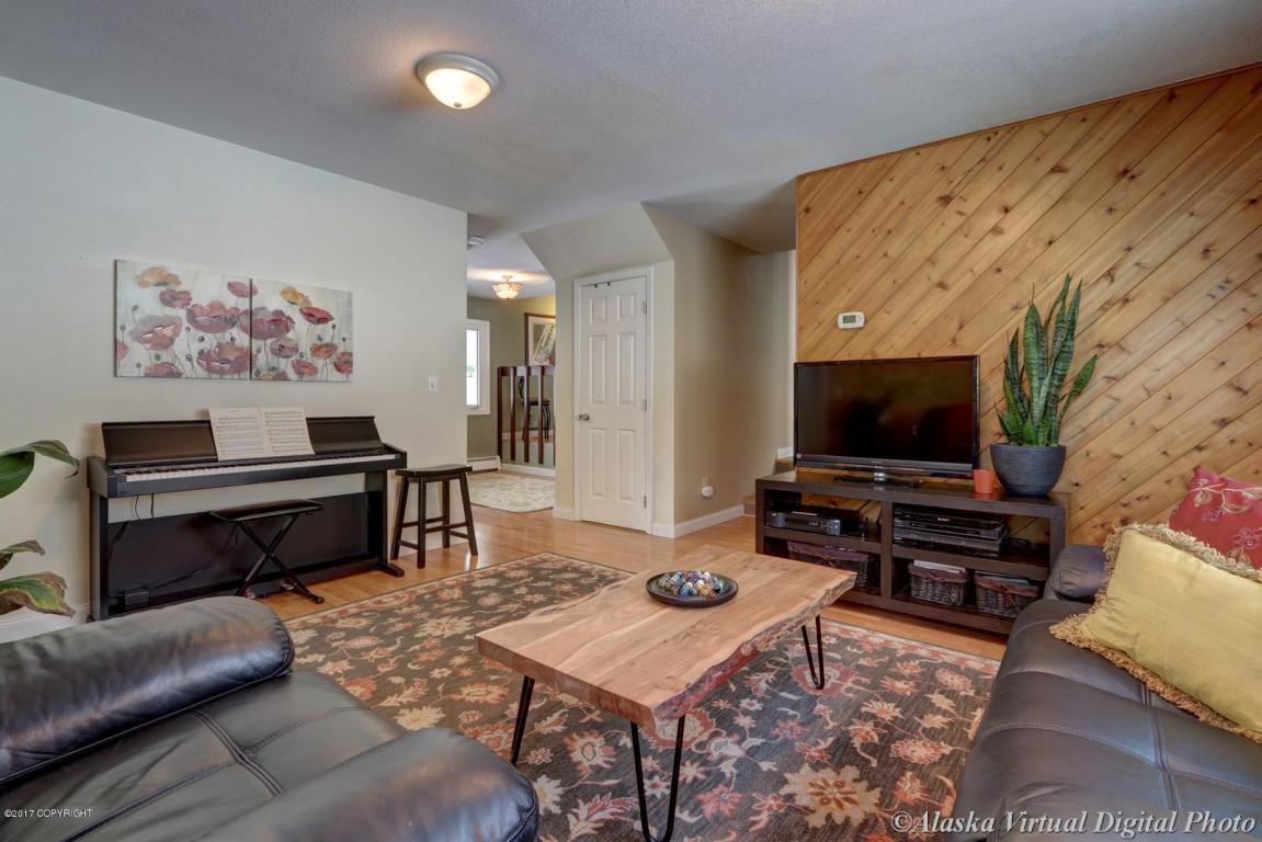 2801 Ruby Dr, Anchorage, AK 99502 photo 15