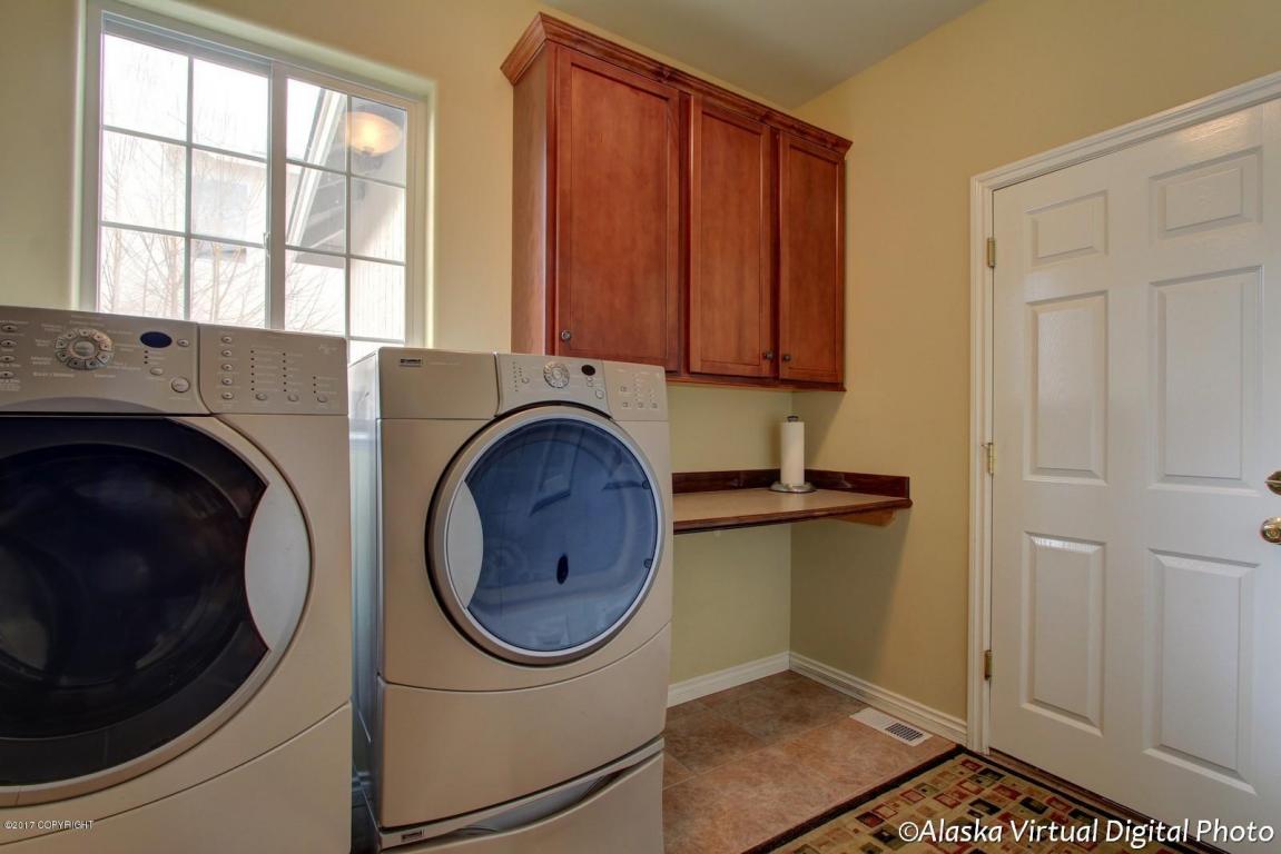 8653 Lassen St, Eagle River, AK 99577 photo 32