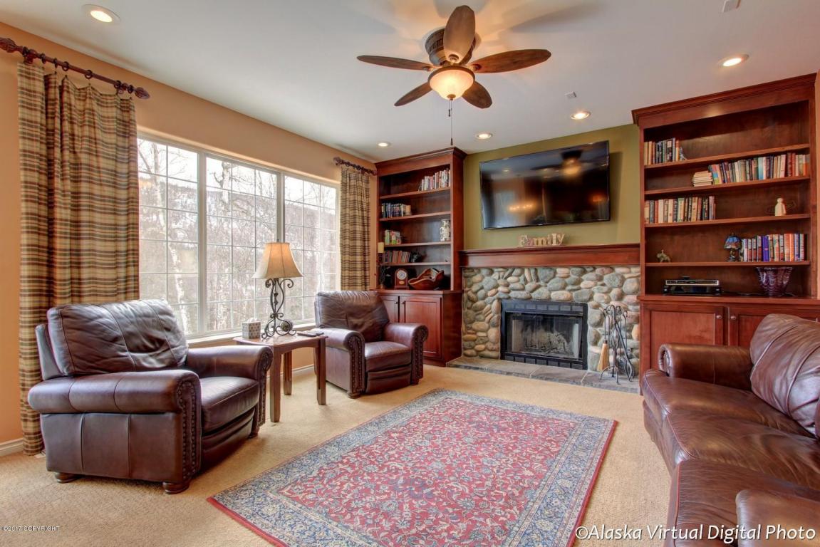 8653 Lassen St, Eagle River, AK 99577 photo 16