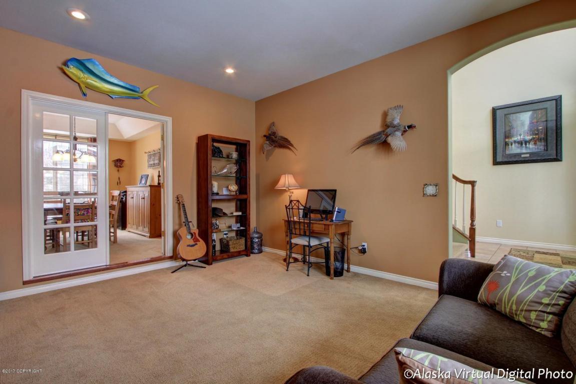 8653 Lassen St, Eagle River, AK 99577 photo 7