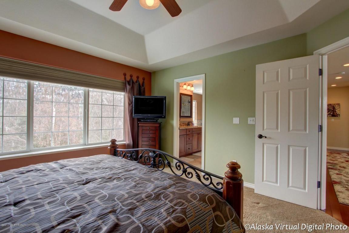 8653 Lassen St, Eagle River, AK 99577 photo 23
