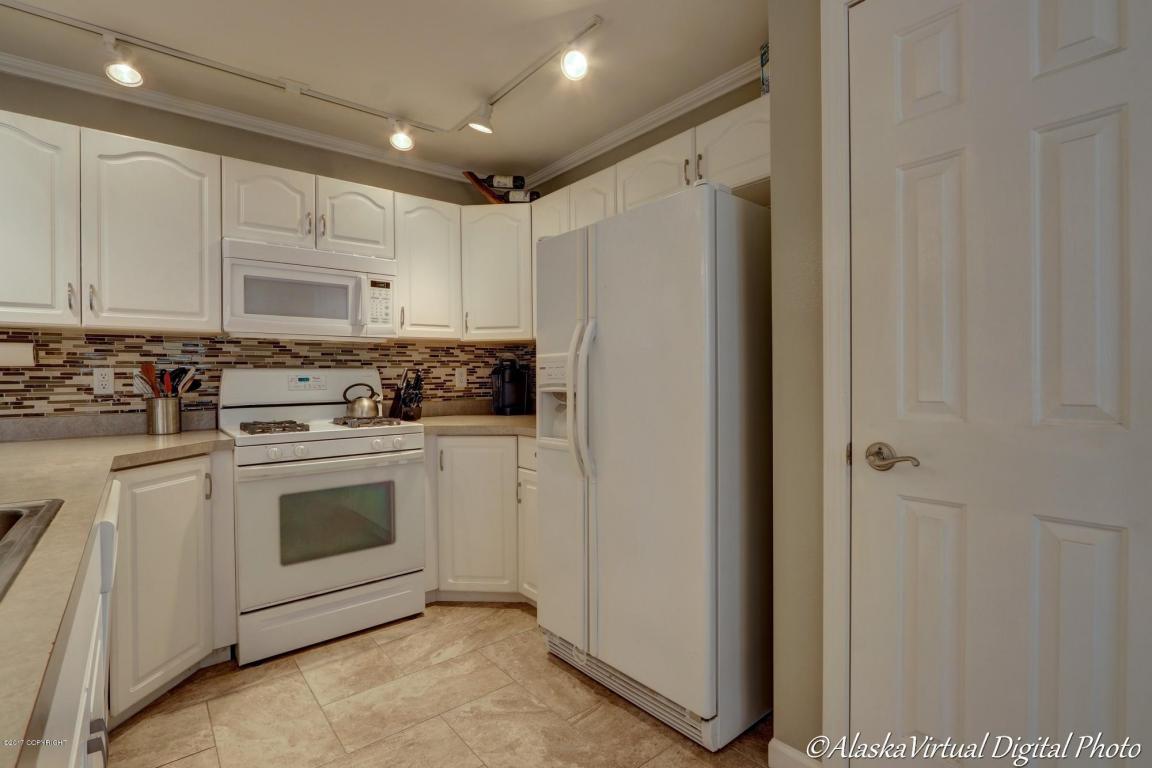 16662 River Heights Loop # 38, Eagle River, AK 99577 photo 8