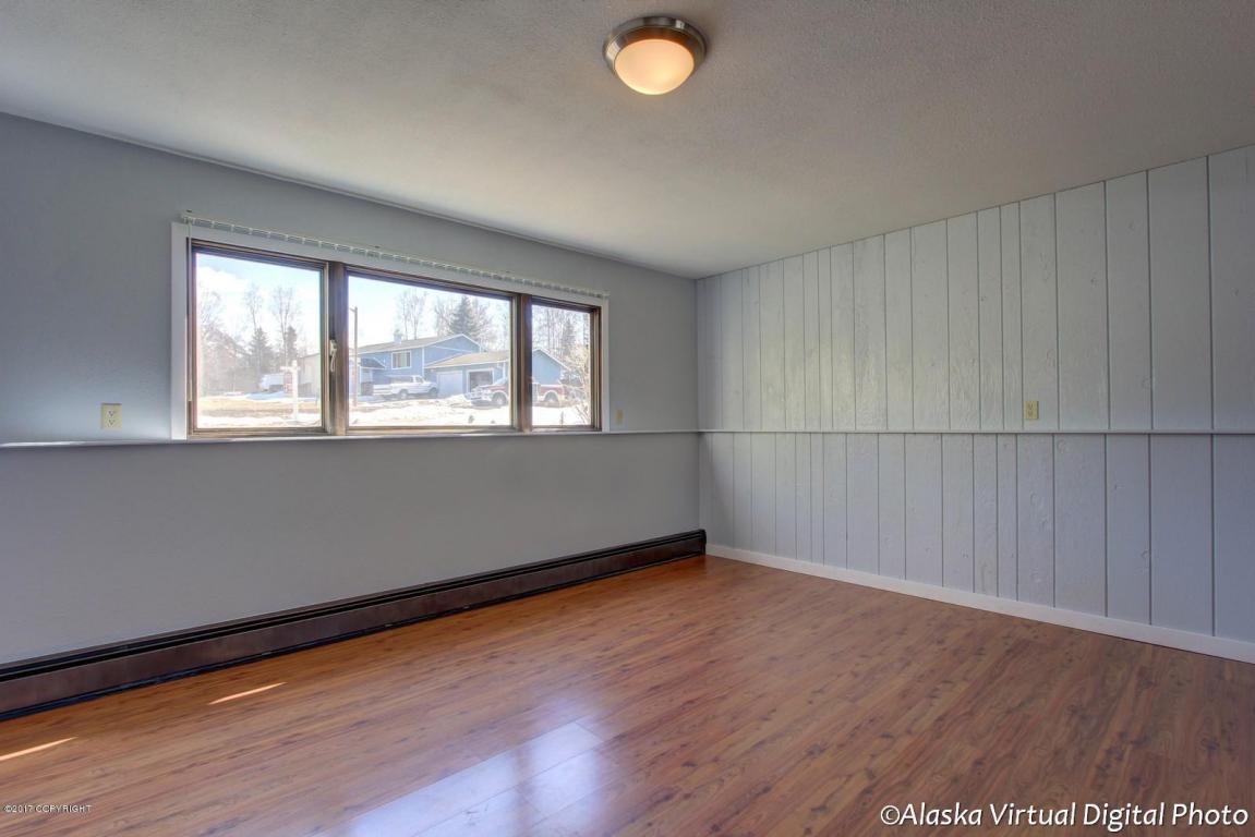 10608 Chisana St, Eagle River, AK 99577 photo 21