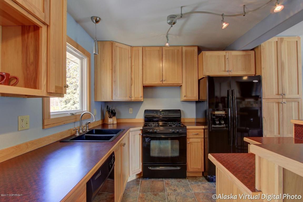 10608 Chisana St, Eagle River, AK 99577 photo 4
