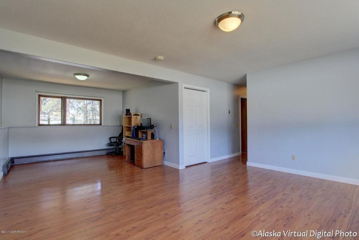 10608 Chisana St, Eagle River, AK 99577 photo 23