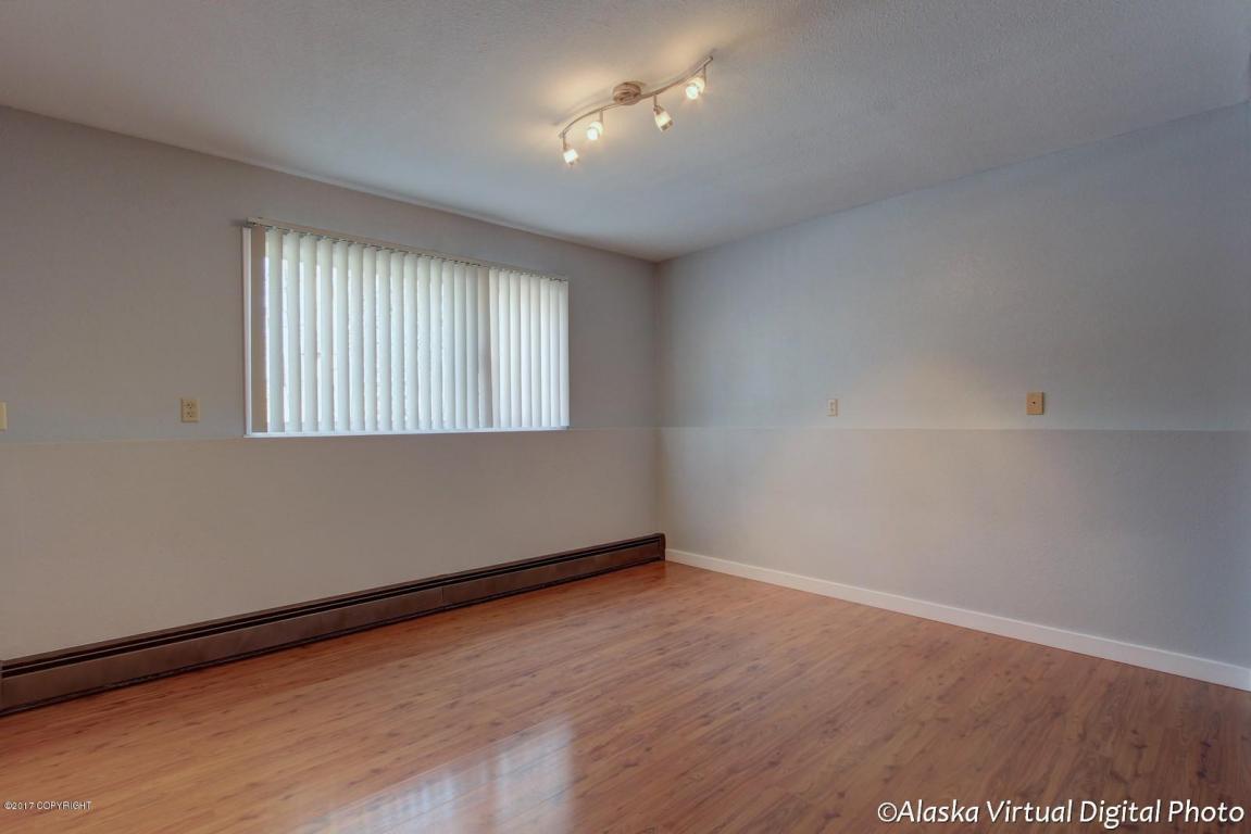 10608 Chisana St, Eagle River, AK 99577 photo 20