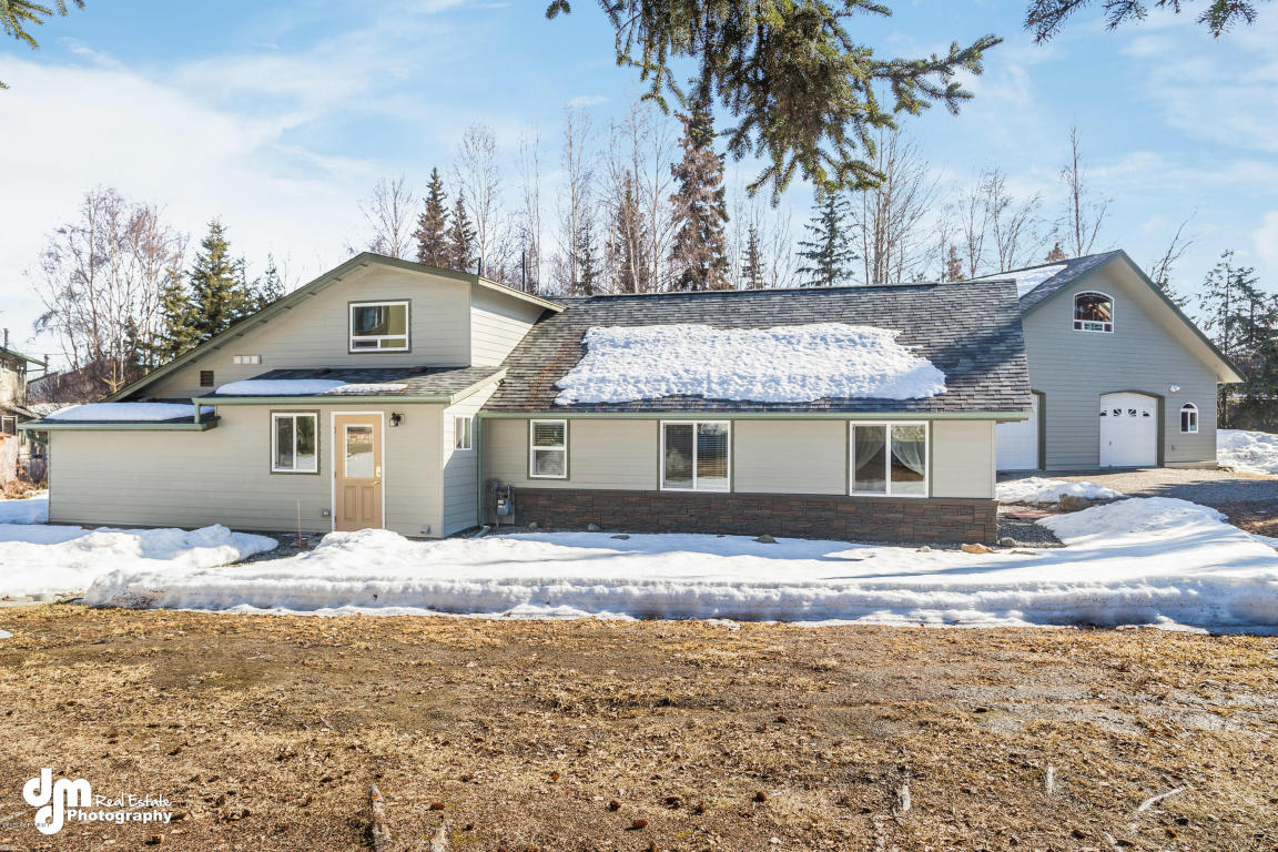 3931 Coventry Dr, Anchorage, AK 99507 photo 2