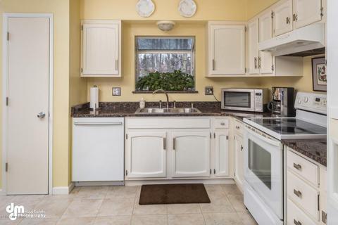 3440 Purdue St, Anchorage, AK 99508 photo 11