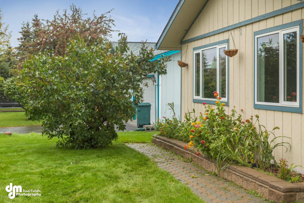 3505 E 66th Ave, Anchorage, AK 99507 photo 2
