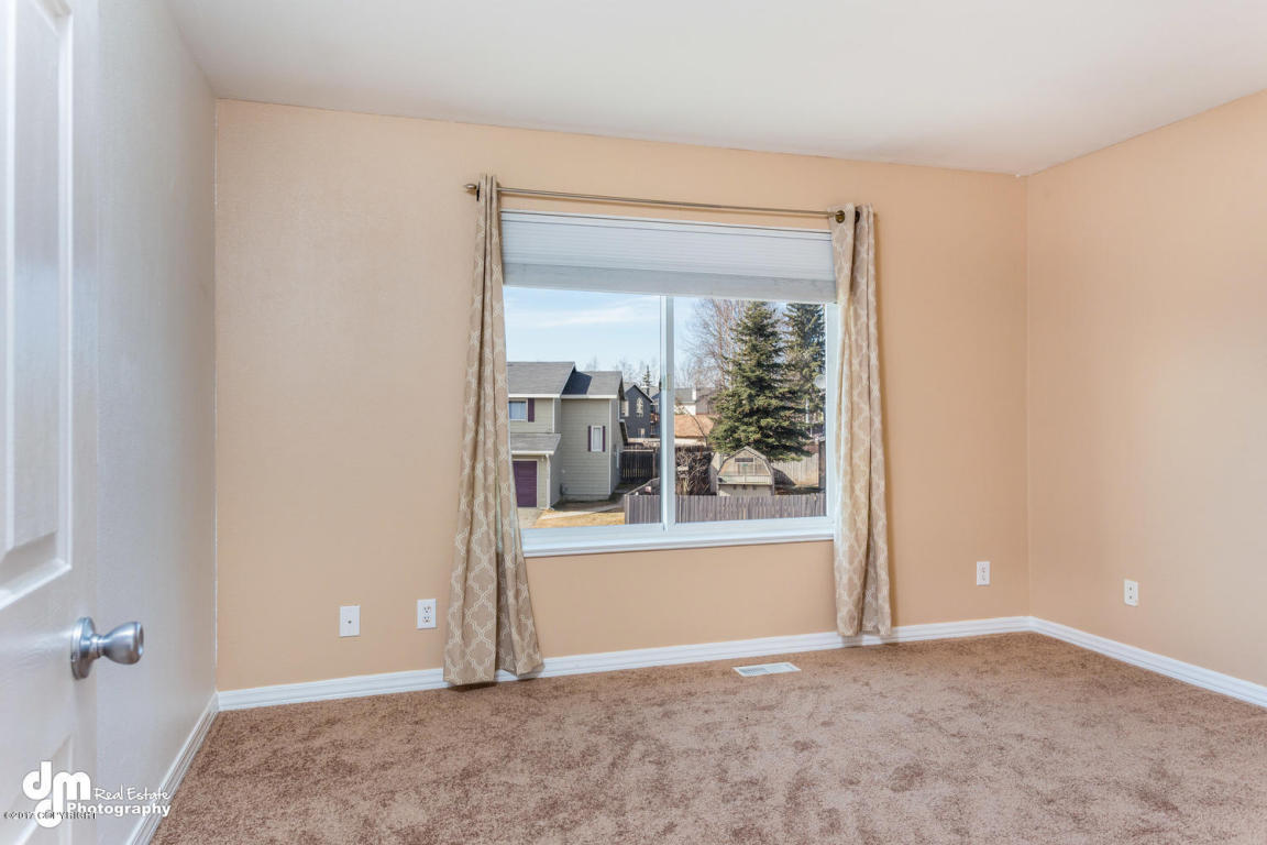 11949 Regency Dr, Eagle River, AK 99577 photo 18