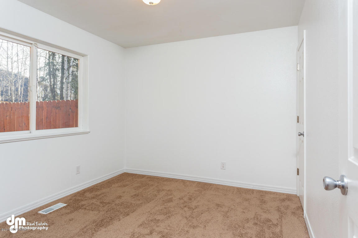 11949 Regency Dr, Eagle River, AK 99577 photo 25