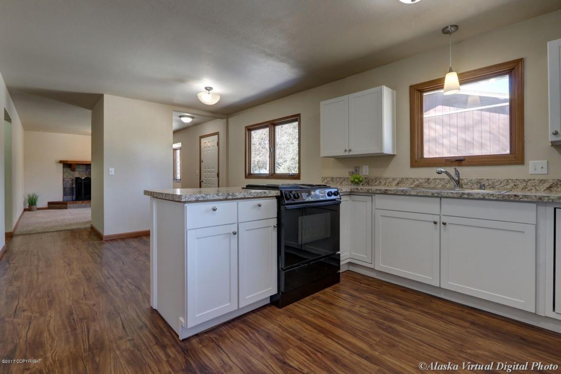 3520 E 67th Ave, Anchorage, AK 99507 photo 4