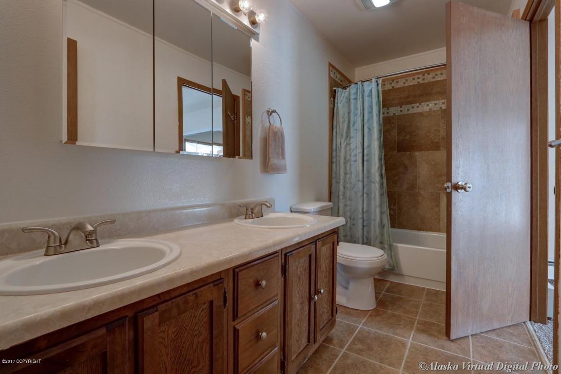 3520 E 67th Ave, Anchorage, AK 99507 photo 7