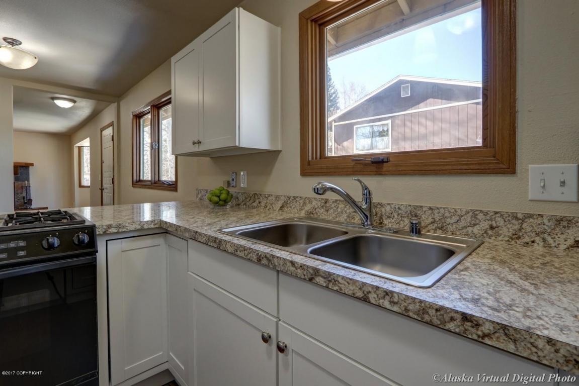 3520 E 67th Ave, Anchorage, AK 99507 photo 5